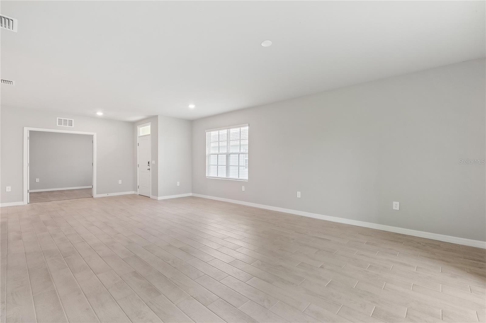 Image 6 of 36 For 2057 Royal Tern Circle