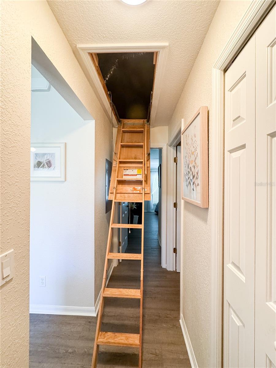 Image 12 of 13 For 190 Rotonda Boulevard W 190b