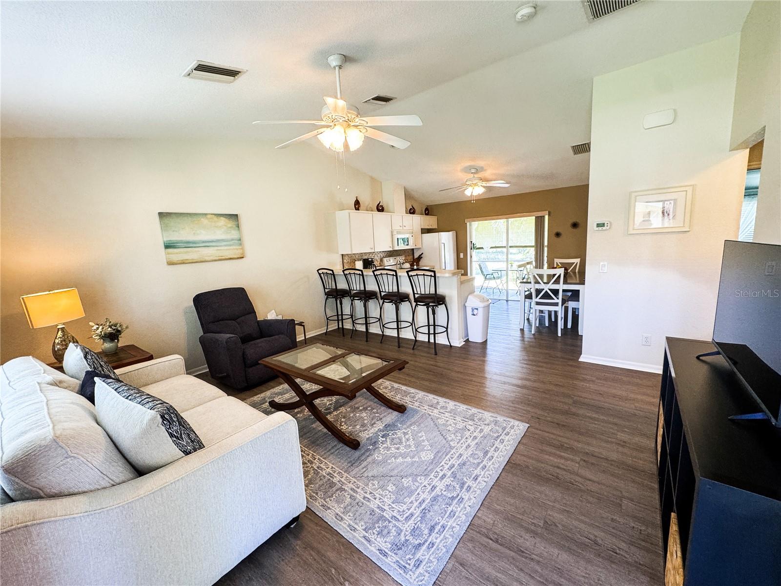 Image 5 of 13 For 190 Rotonda Boulevard W 190b