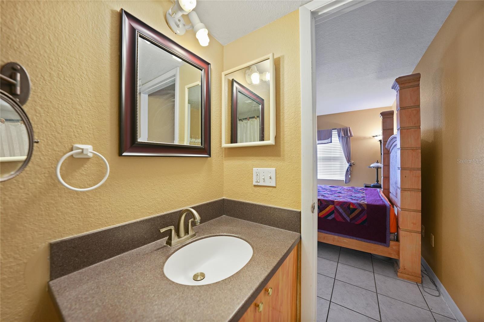 Image 13 of 36 For 25050 Sandhill Boulevard 2a4