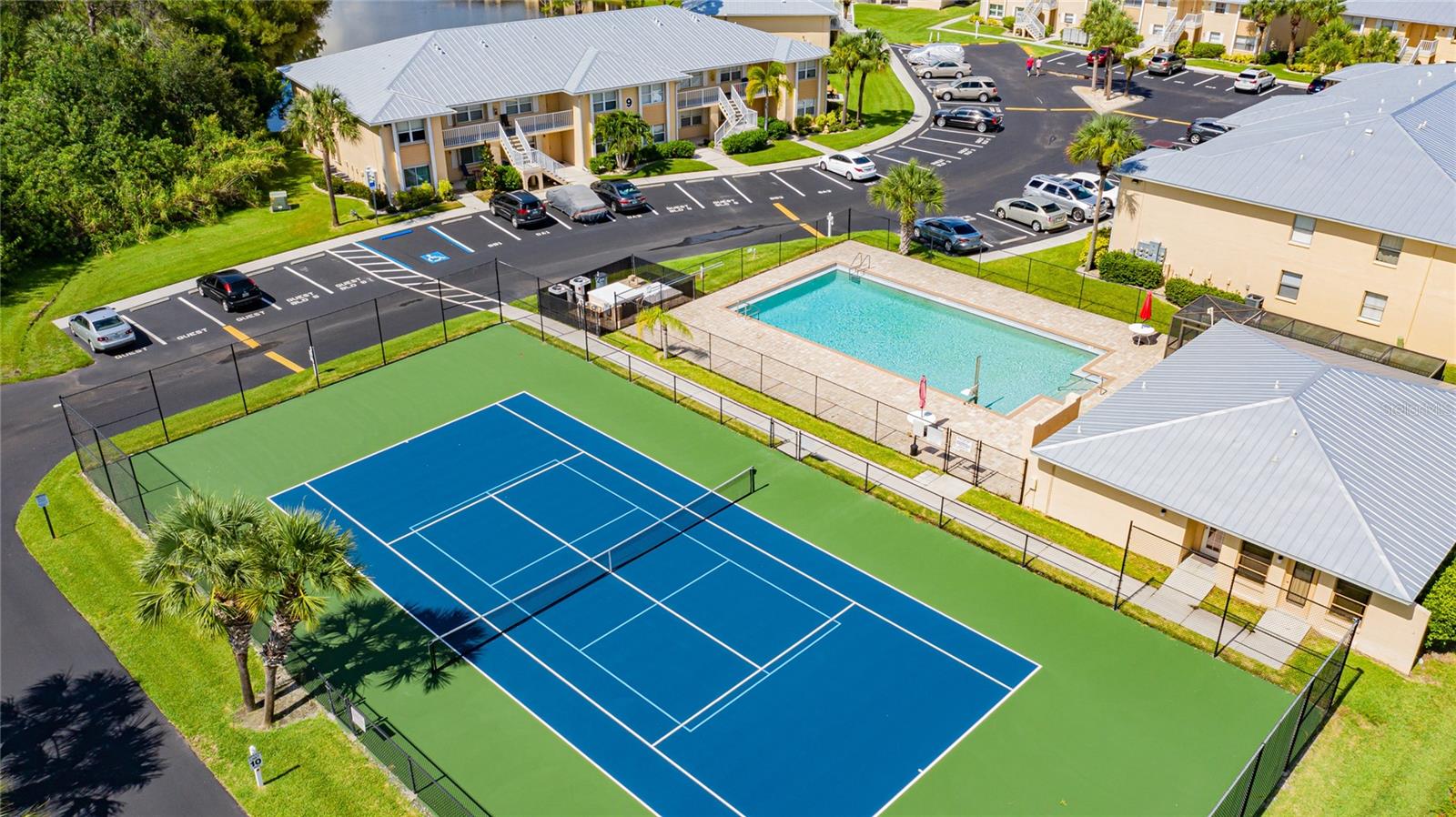 Image 26 of 36 For 25050 Sandhill Boulevard 2a4