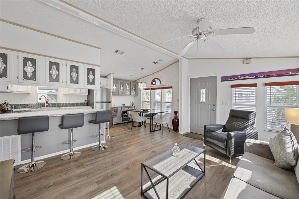 Image 18 of 22 For 19681 Summerlin Road 430