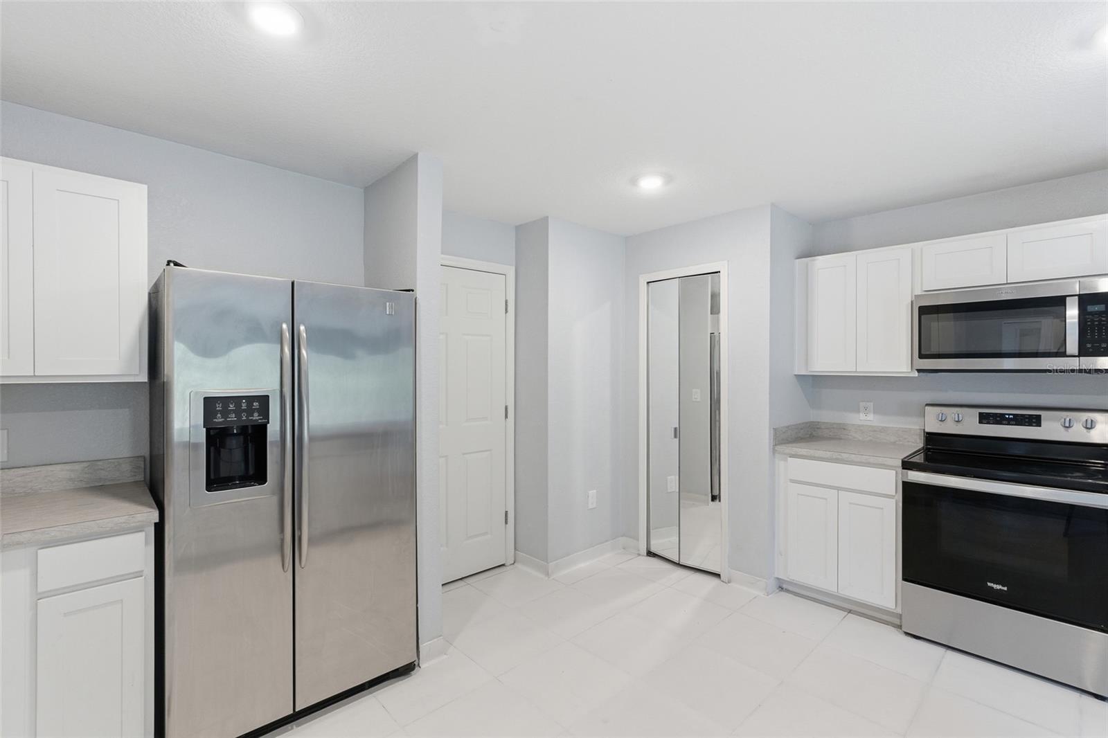 Image 10 of 24 For 23246 Abeline Avenue