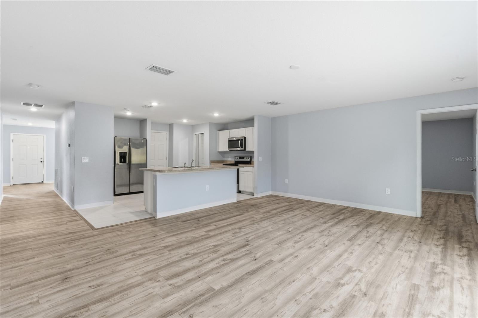 Image 7 of 24 For 23246 Abeline Avenue