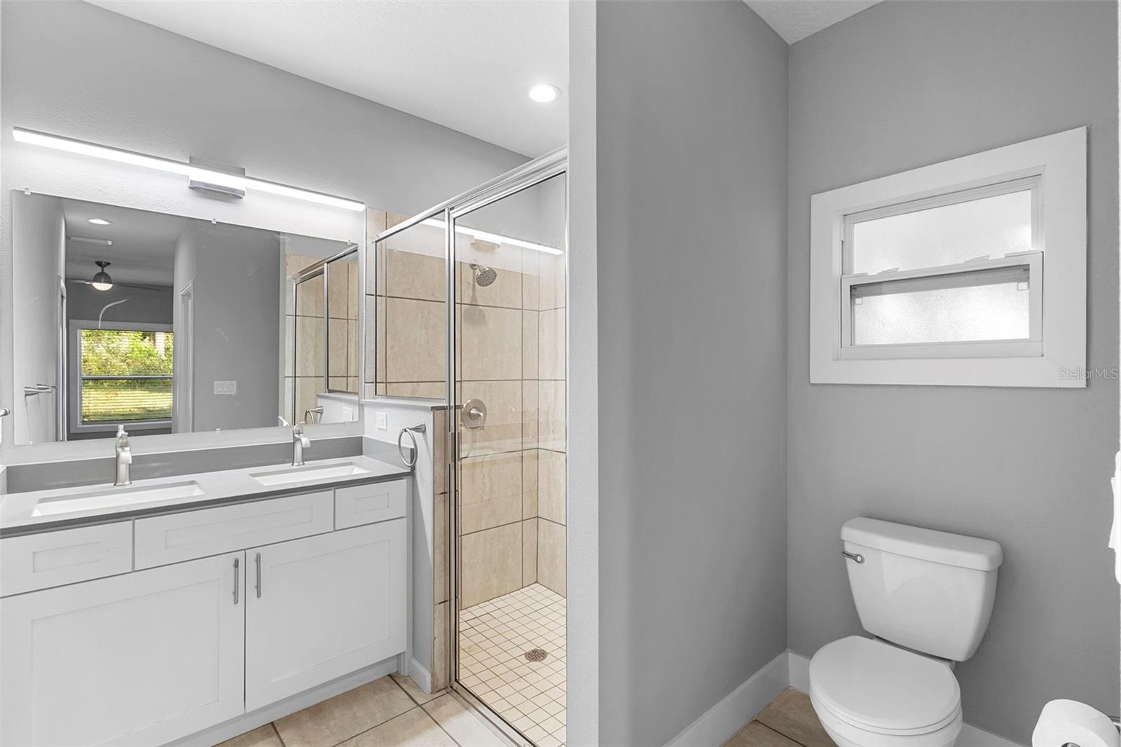 Image 18 of 25 For 242 Dirksen Drive