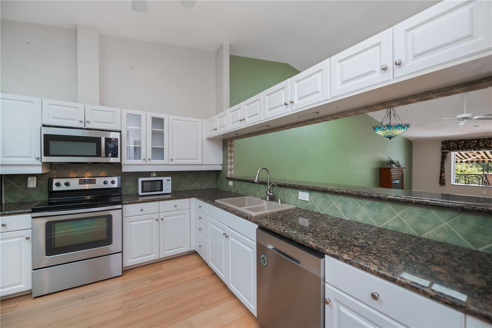 Image 16 of 92 For 5046 San Rocco Court