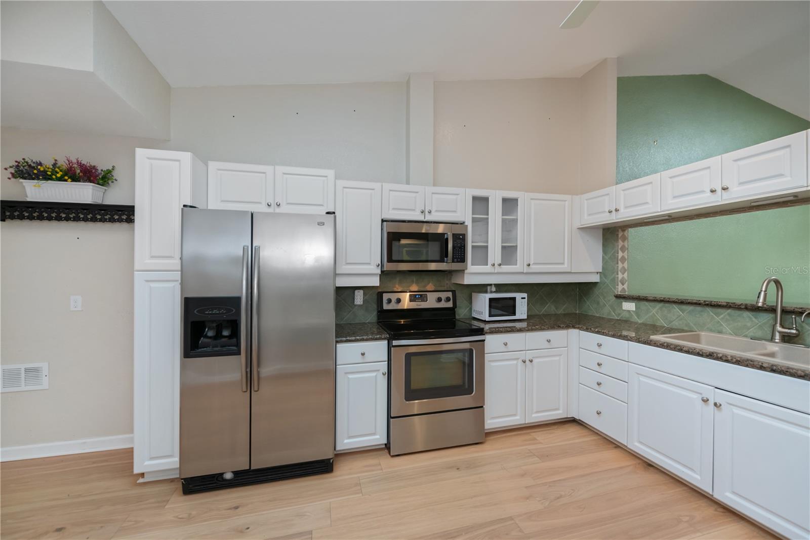 Image 17 of 92 For 5046 San Rocco Court