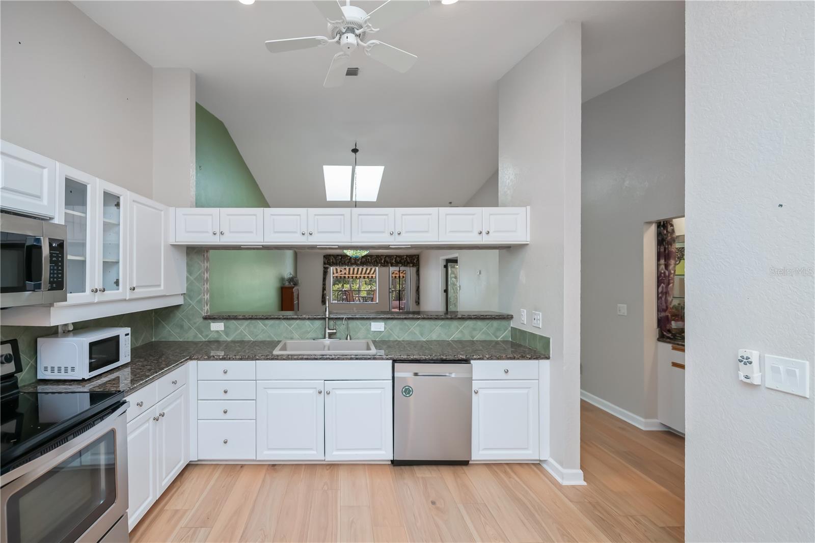 Image 18 of 92 For 5046 San Rocco Court