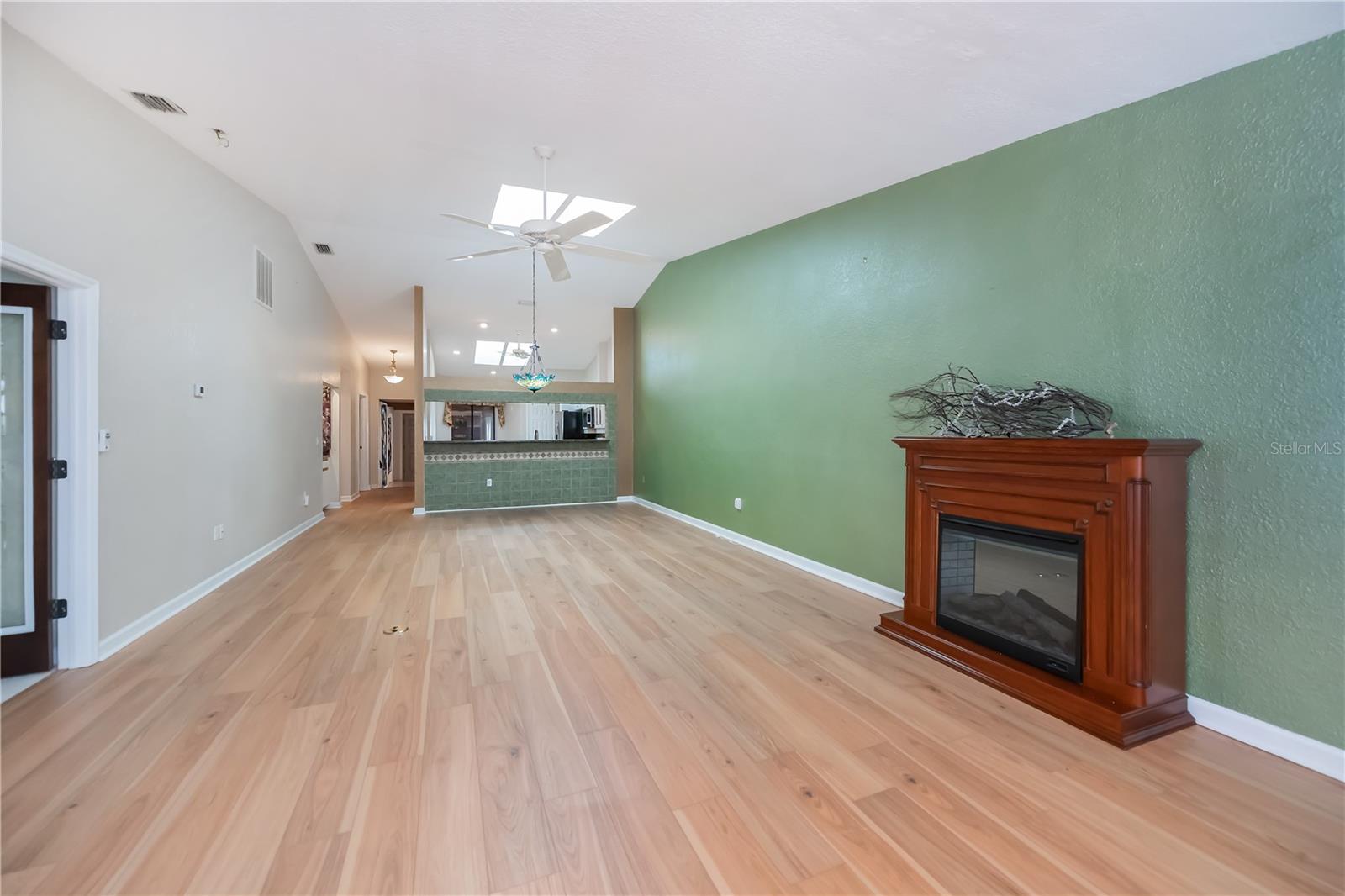 Image 28 of 92 For 5046 San Rocco Court