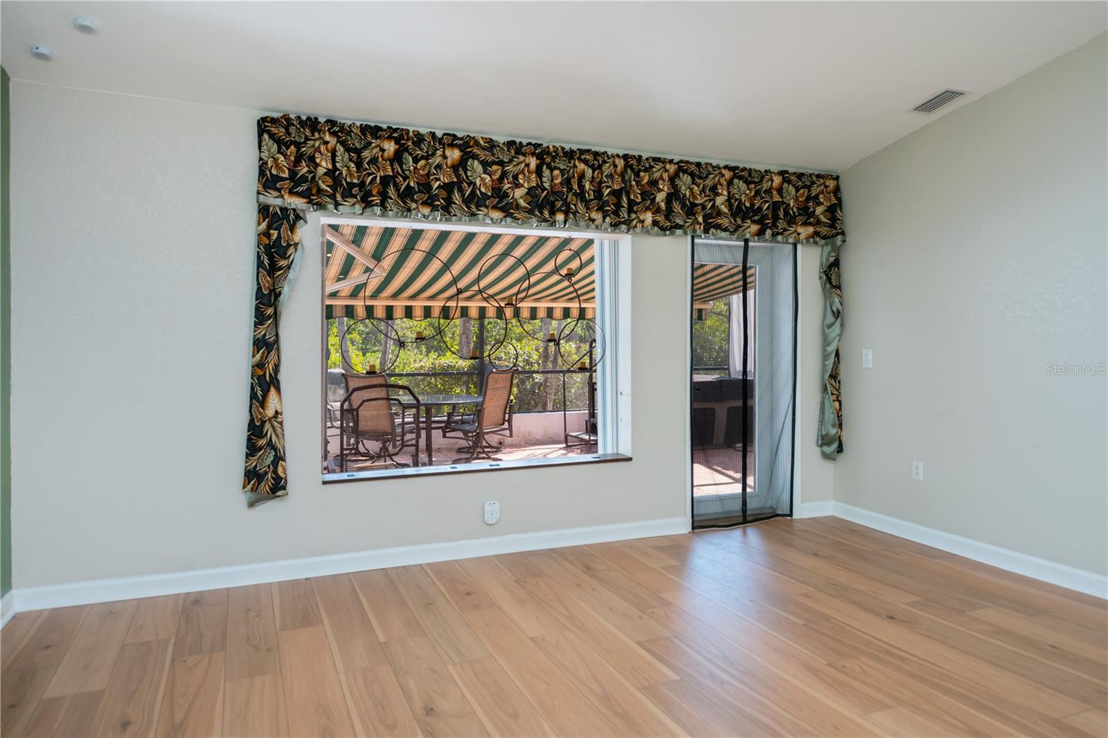 Image 29 of 92 For 5046 San Rocco Court