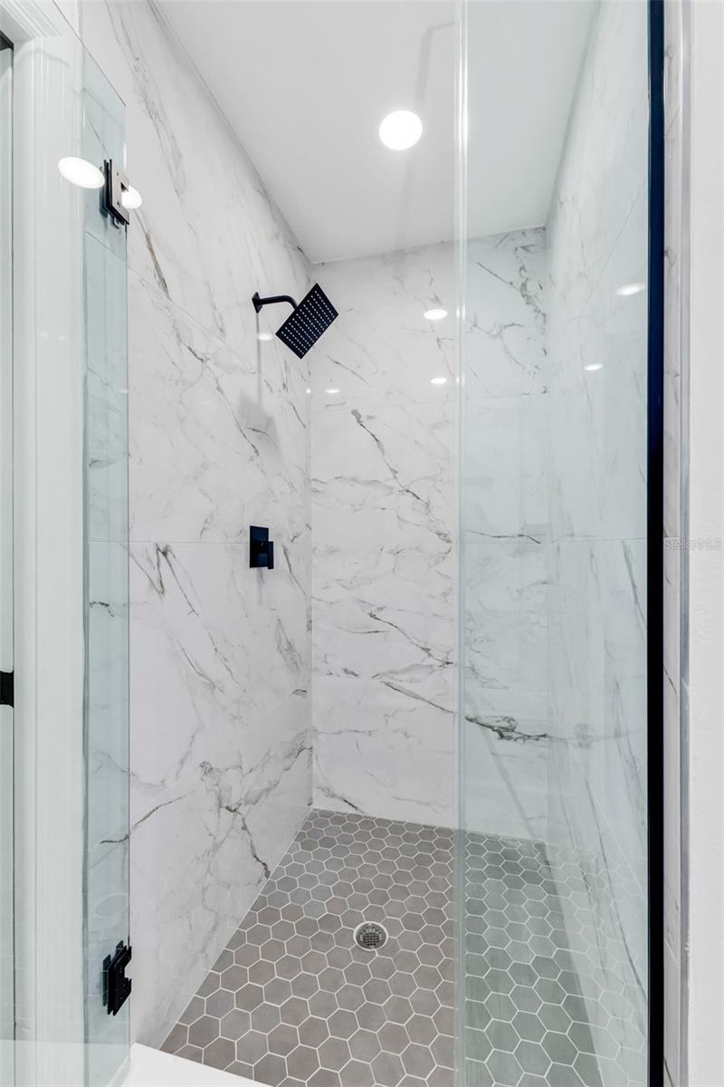 Image 12 of 30 For 2161 Aqui Esta Drive