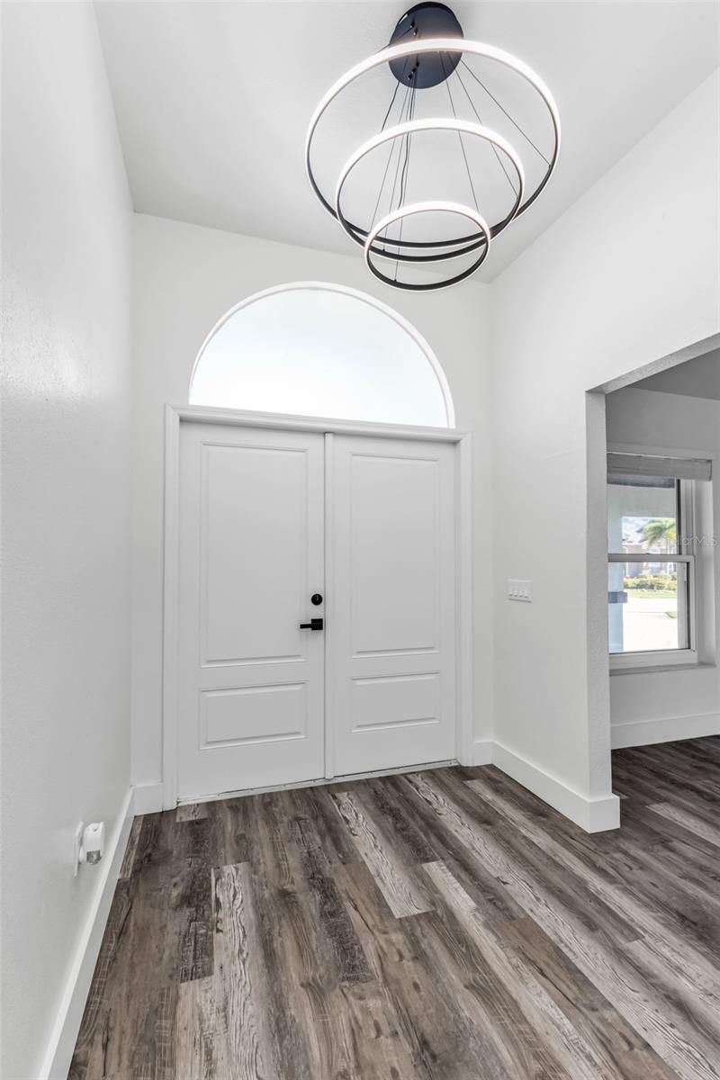 Image 4 of 30 For 2161 Aqui Esta Drive