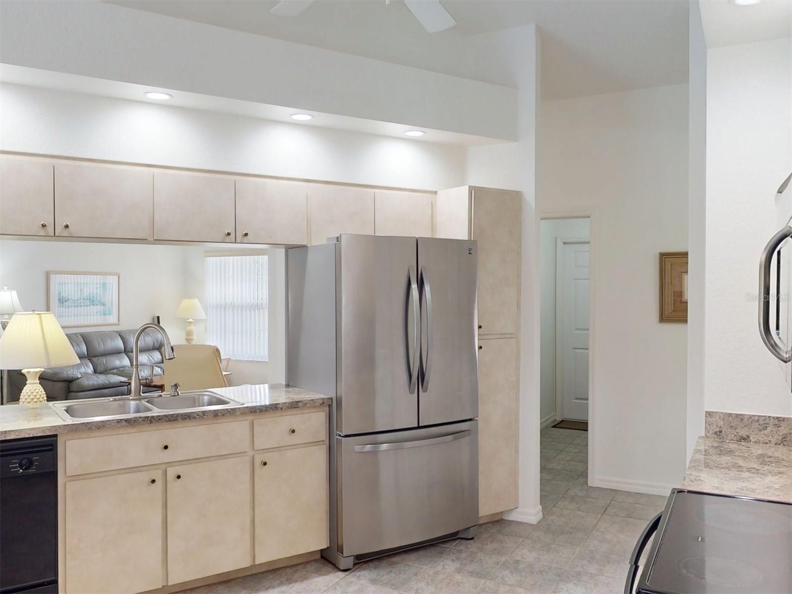 Image 17 of 78 For 18226 Brazil Avenue