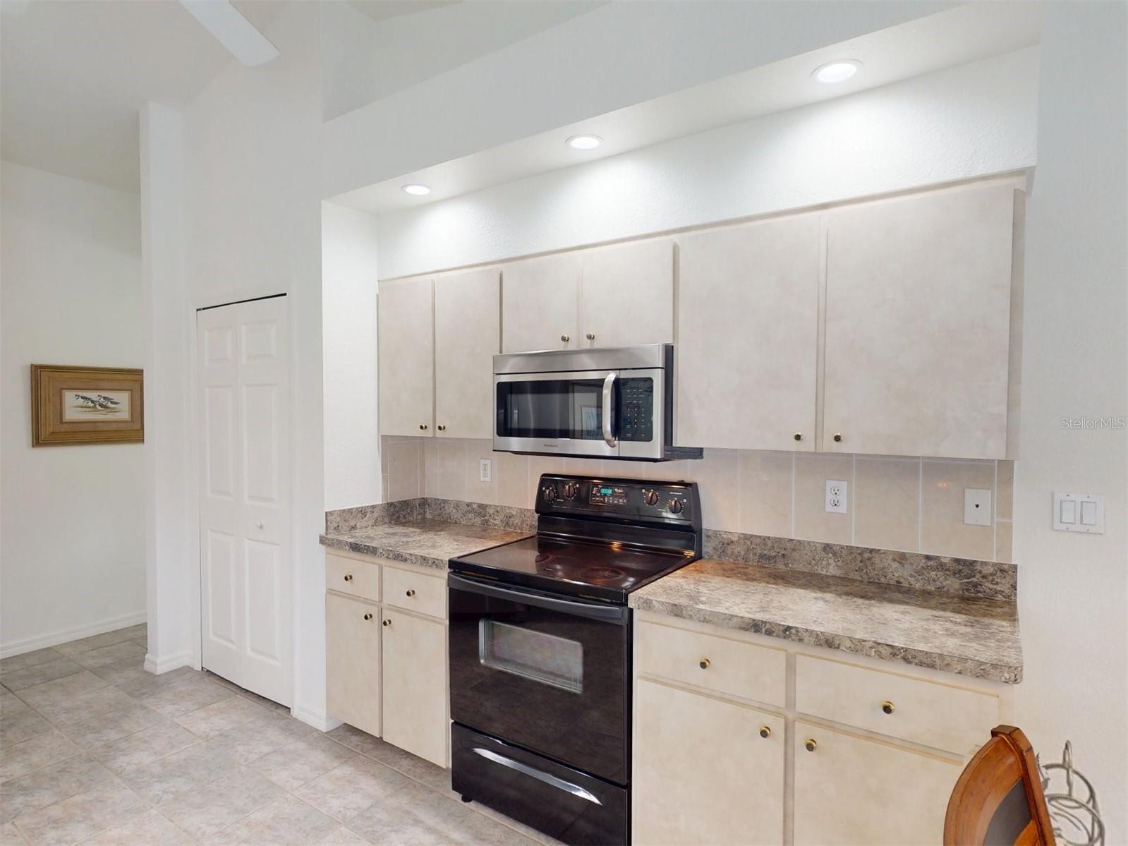 Image 20 of 78 For 18226 Brazil Avenue