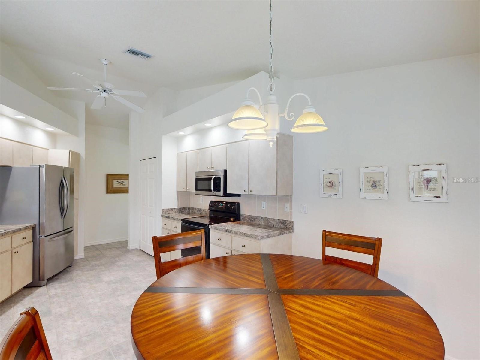 Image 26 of 78 For 18226 Brazil Avenue