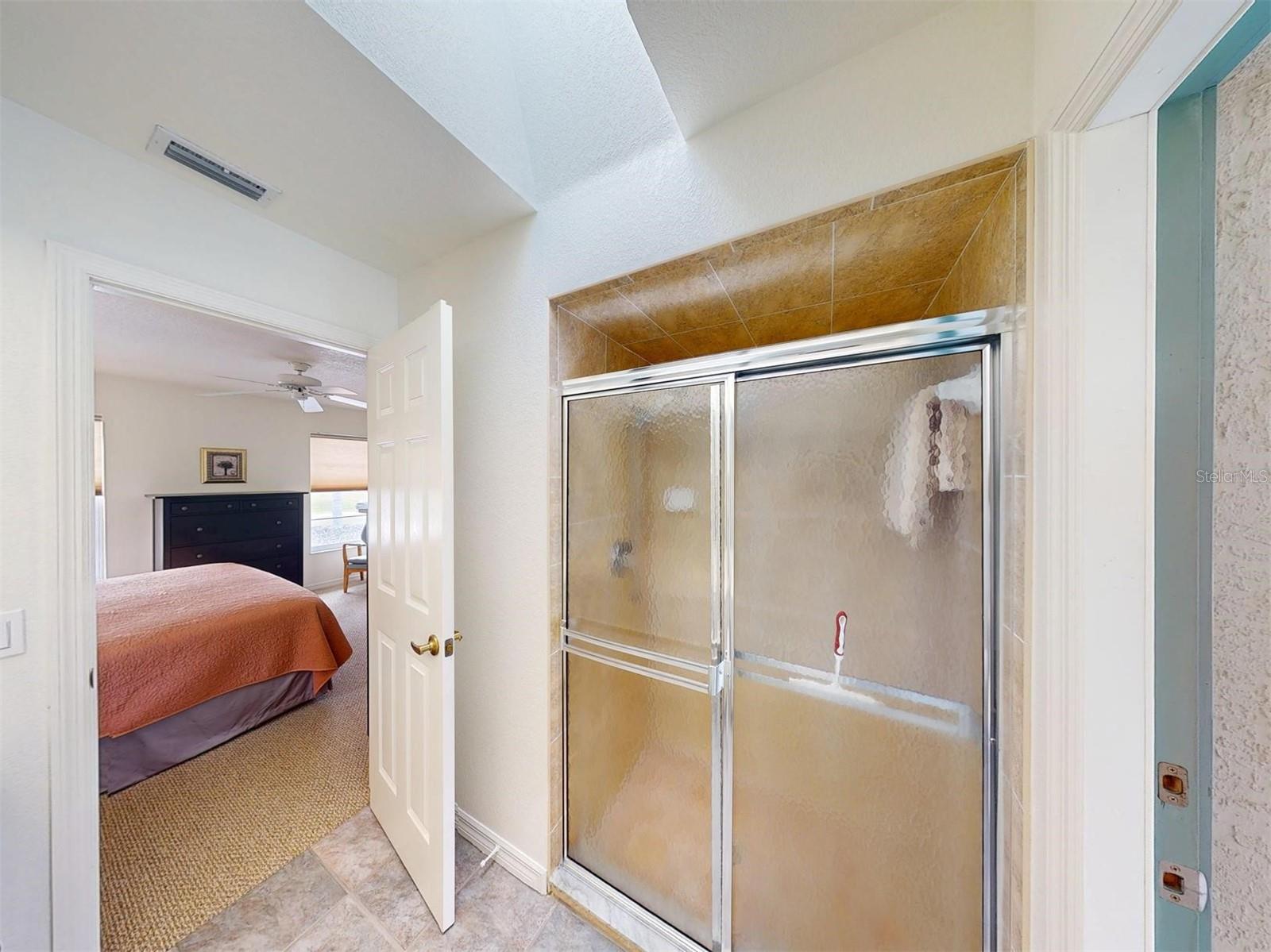 Image 34 of 78 For 18226 Brazil Avenue