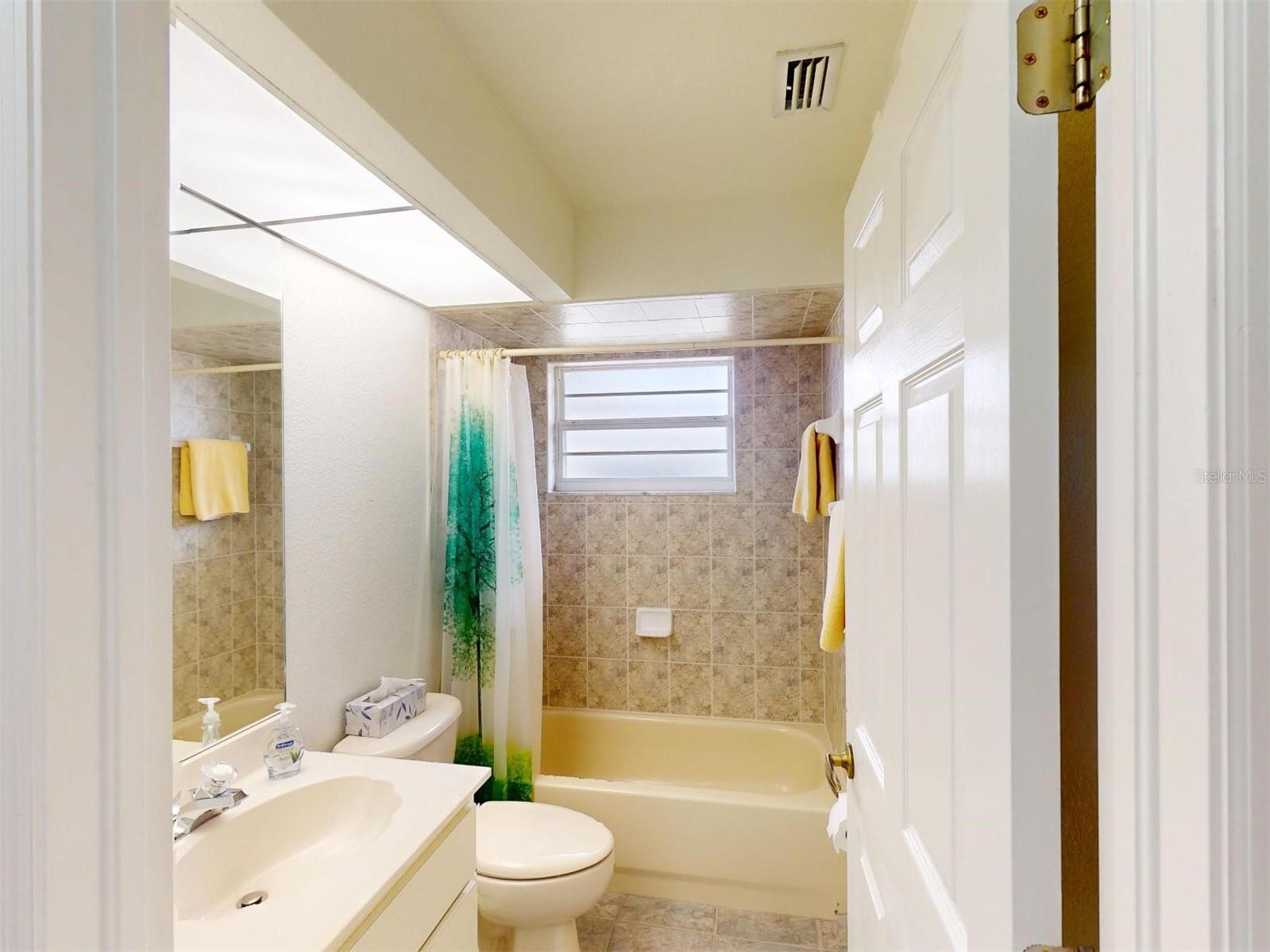 Image 39 of 78 For 18226 Brazil Avenue