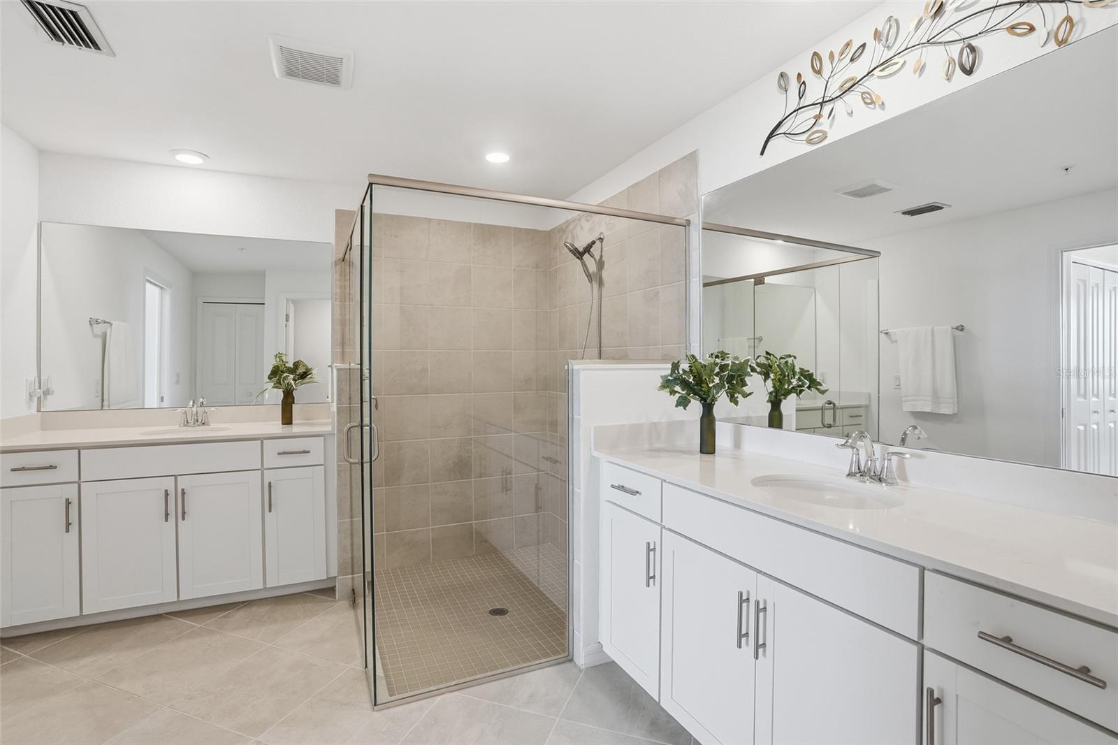 Listing photo id 20 for 14144 Poppy Field Loop 4211