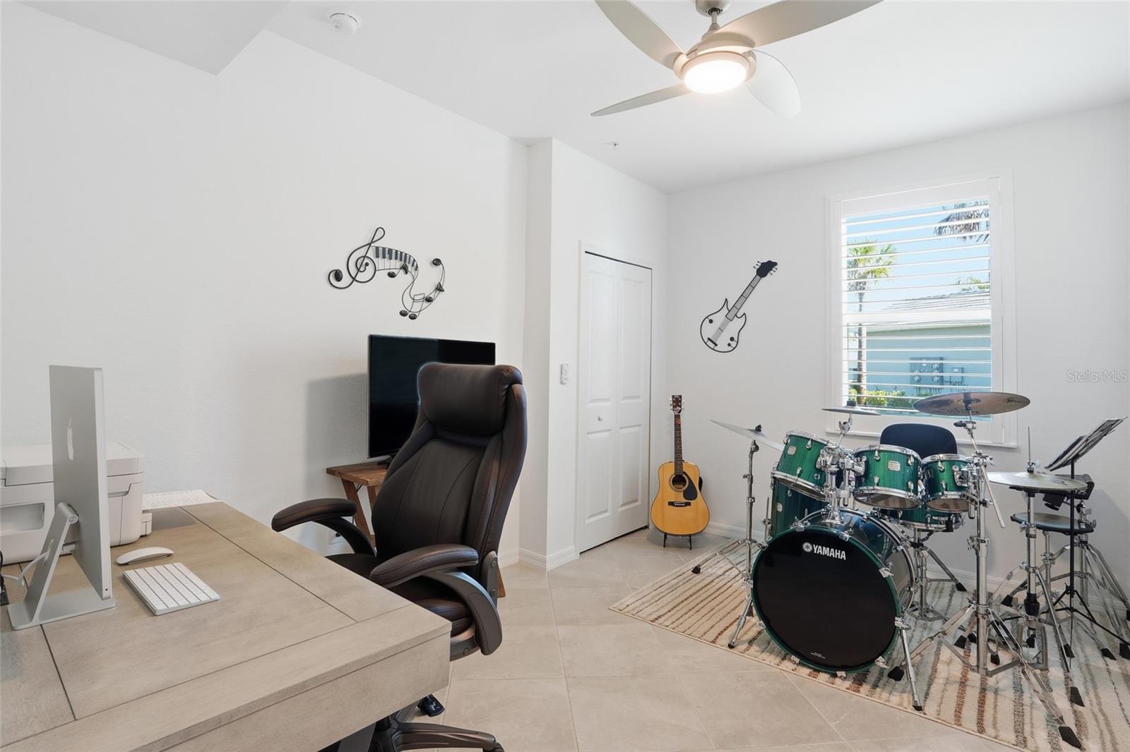 Listing photo id 24 for 14144 Poppy Field Loop 4211