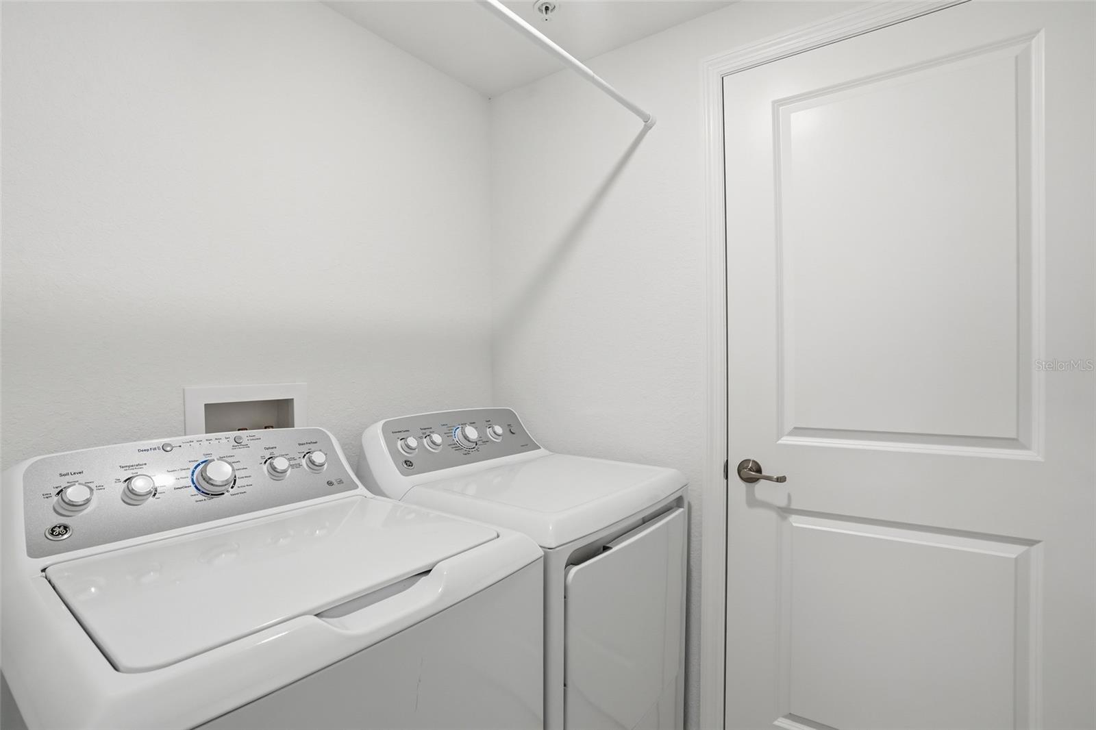 Listing photo id 25 for 14144 Poppy Field Loop 4211