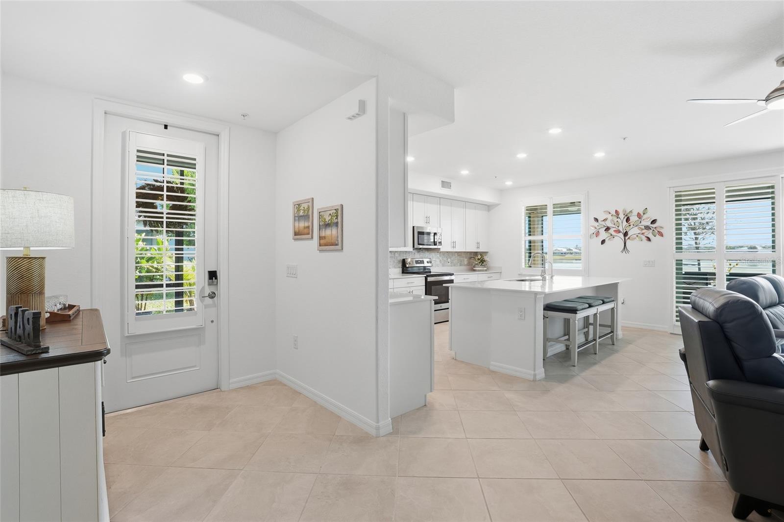 Listing photo id 3 for 14144 Poppy Field Loop 4211