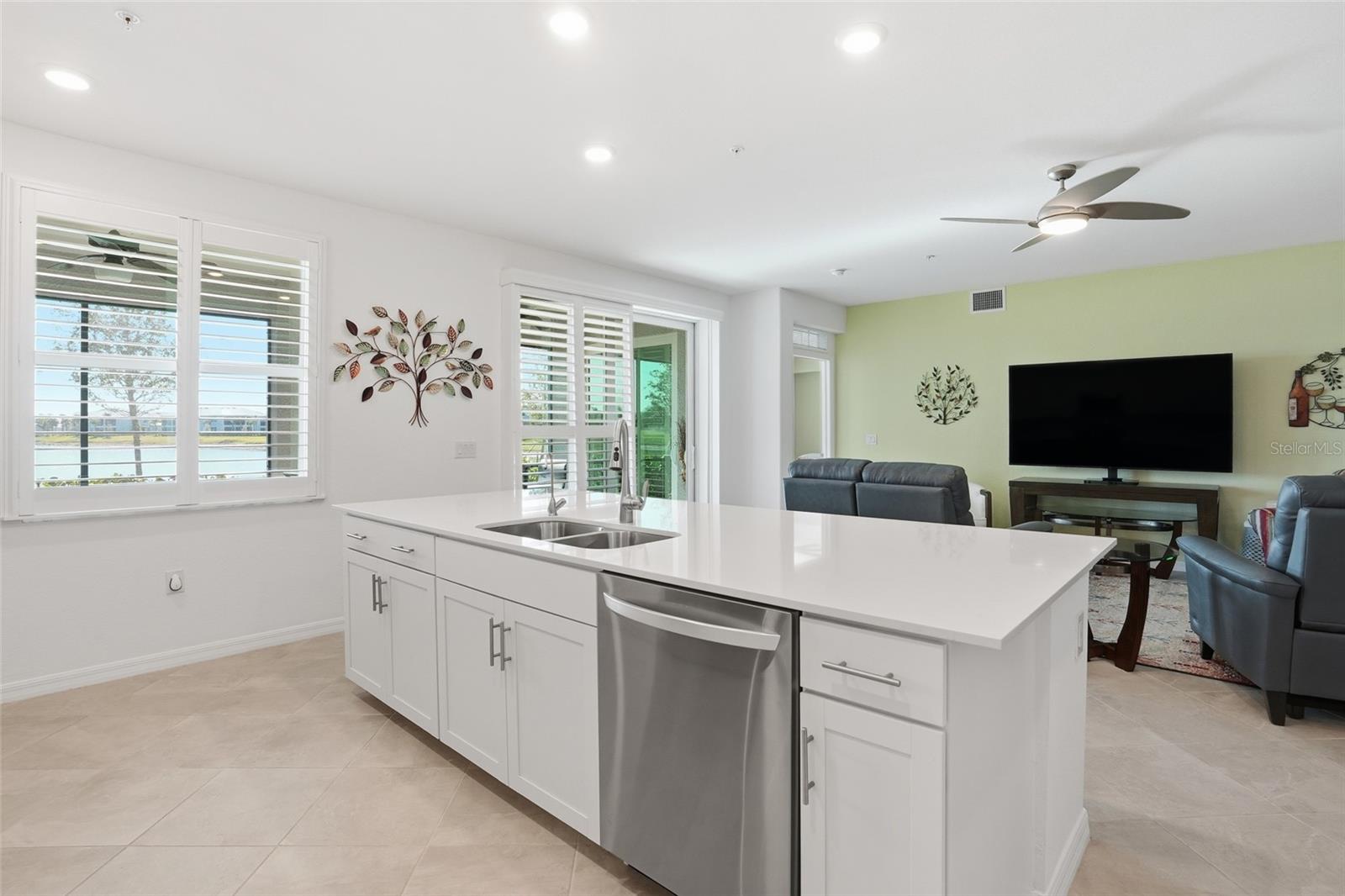 Listing photo id 6 for 14144 Poppy Field Loop 4211