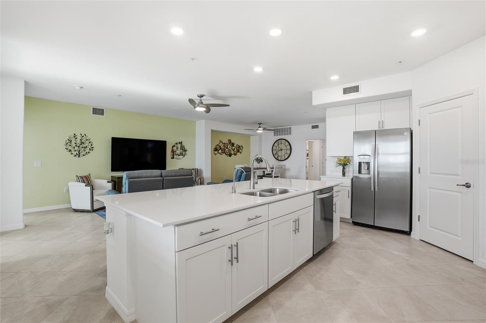 Listing photo id 7 for 14144 Poppy Field Loop 4211