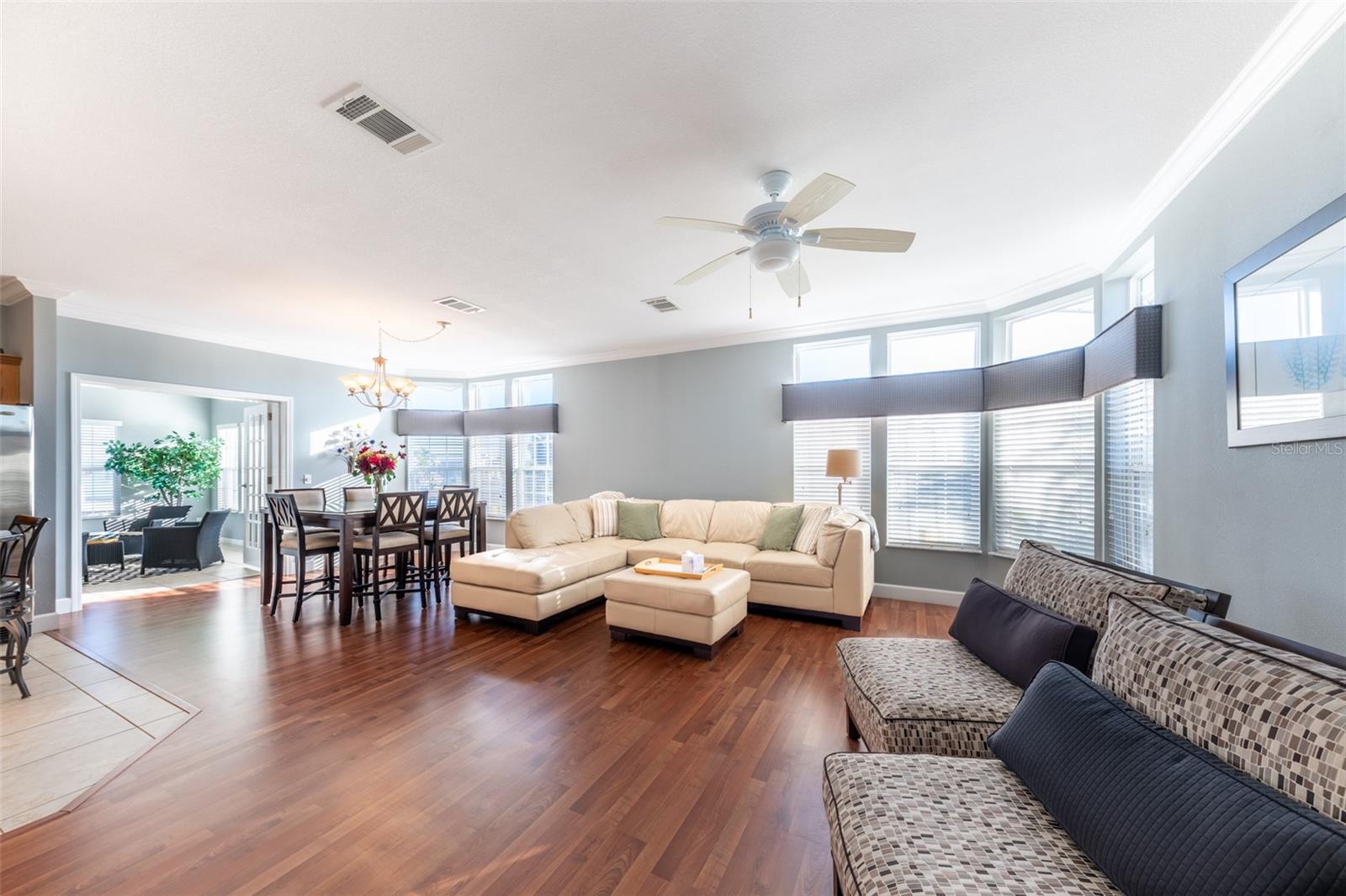 Image 22 of 60 For 2 Emden Circle