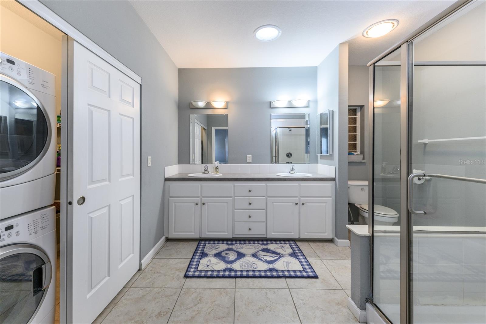 Image 42 of 60 For 2 Emden Circle