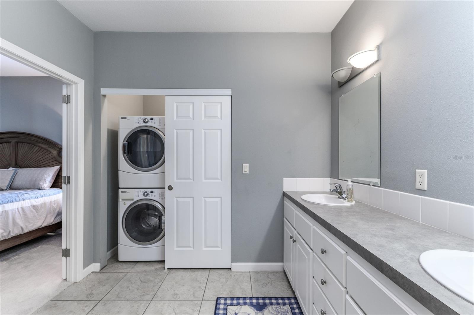 Image 45 of 60 For 2 Emden Circle