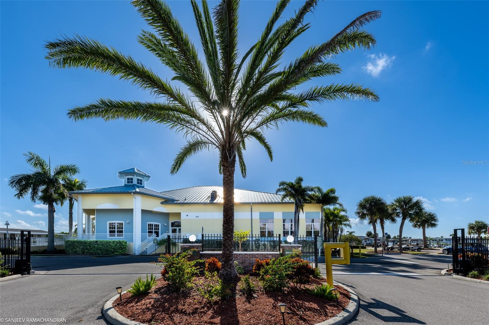 Image 50 of 60 For 2 Emden Circle