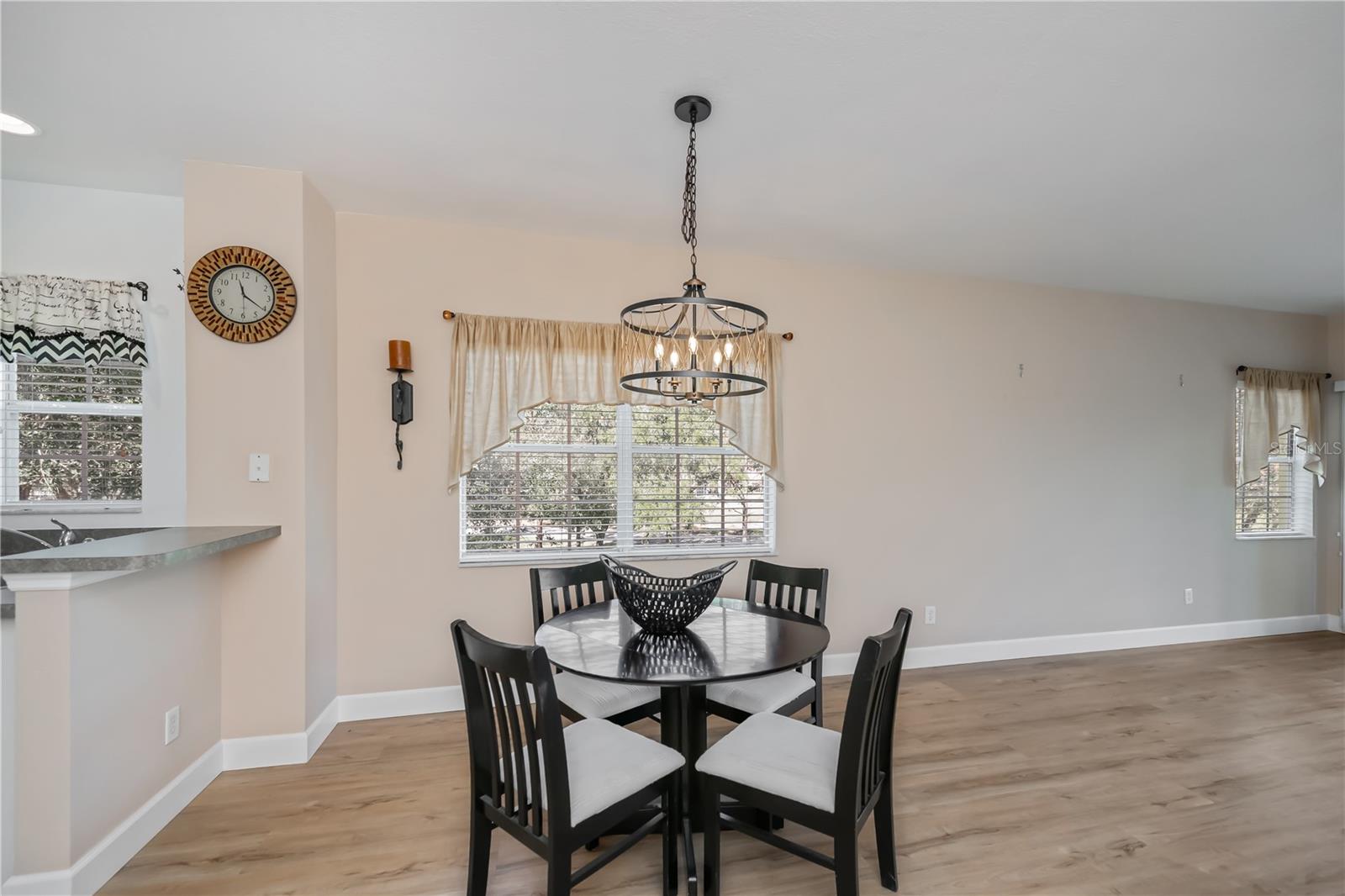 Image 12 of 60 For 2060 Willow Hammock Circle 201