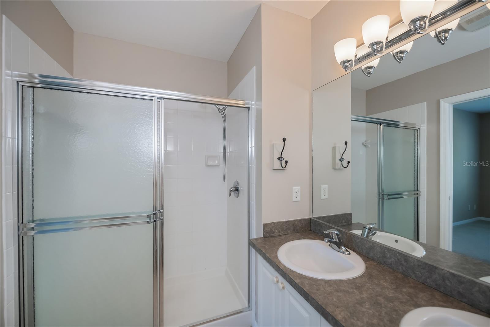 Image 26 of 60 For 2060 Willow Hammock Circle 201