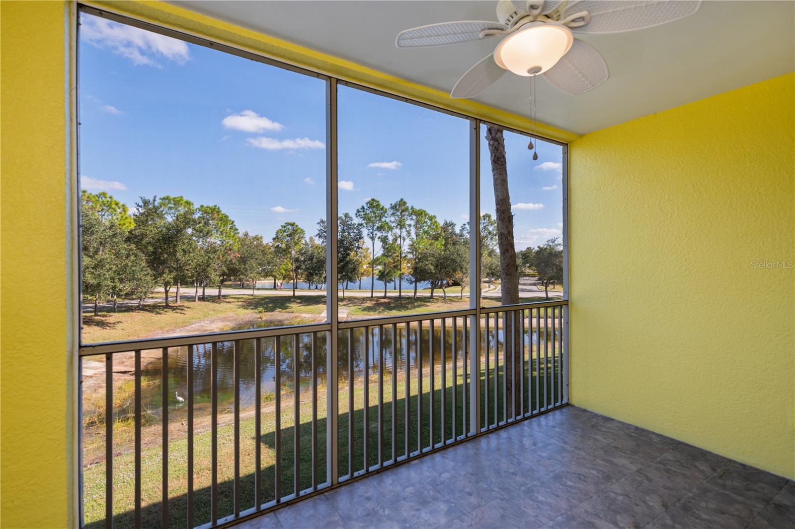 Image 33 of 60 For 2060 Willow Hammock Circle 201