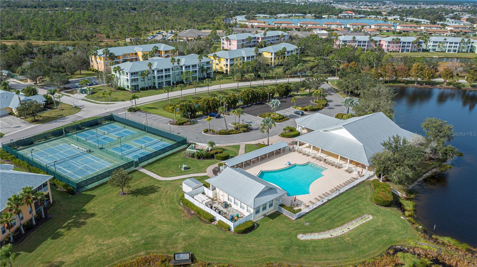 Image 53 of 60 For 2060 Willow Hammock Circle 201