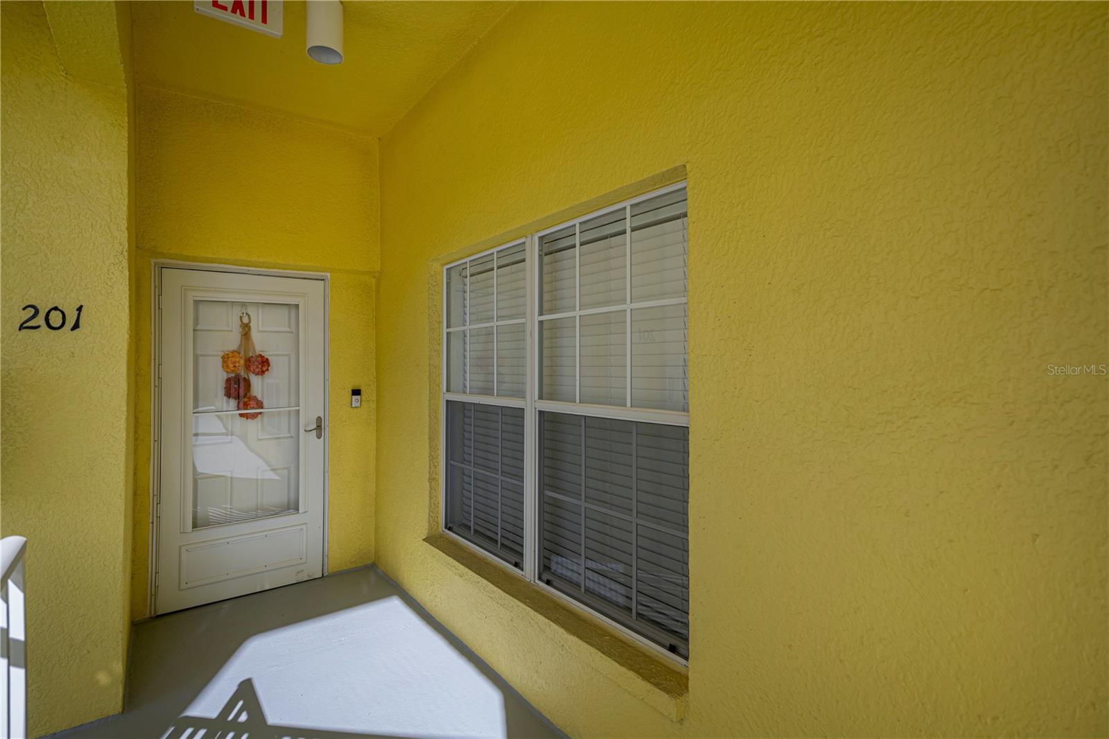 Image 9 of 60 For 2060 Willow Hammock Circle 201