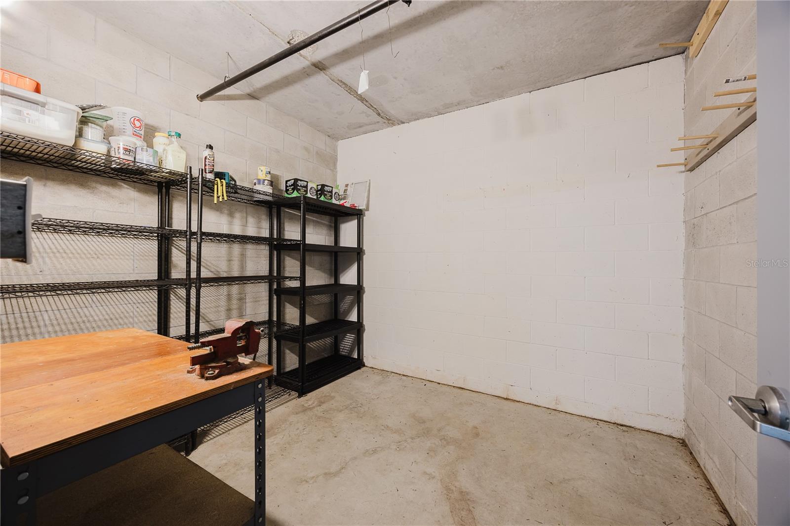 Image 26 of 40 For 255 West End Drive 1303