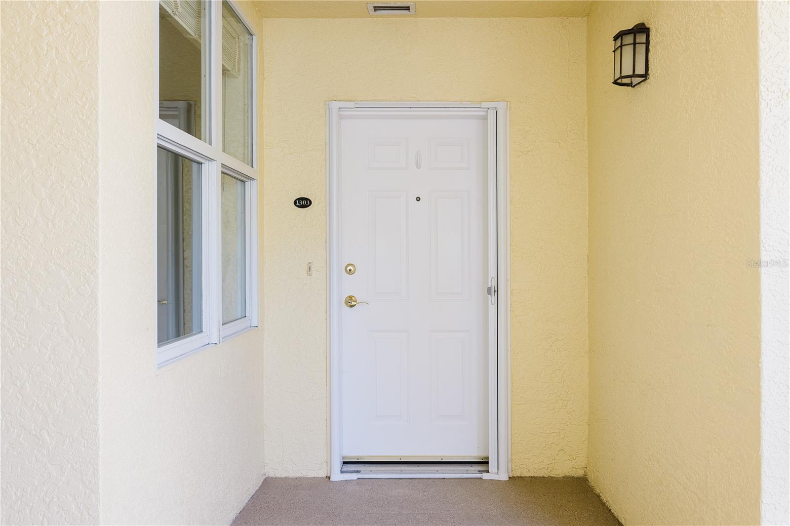 Image 4 of 40 For 255 West End Drive 1303