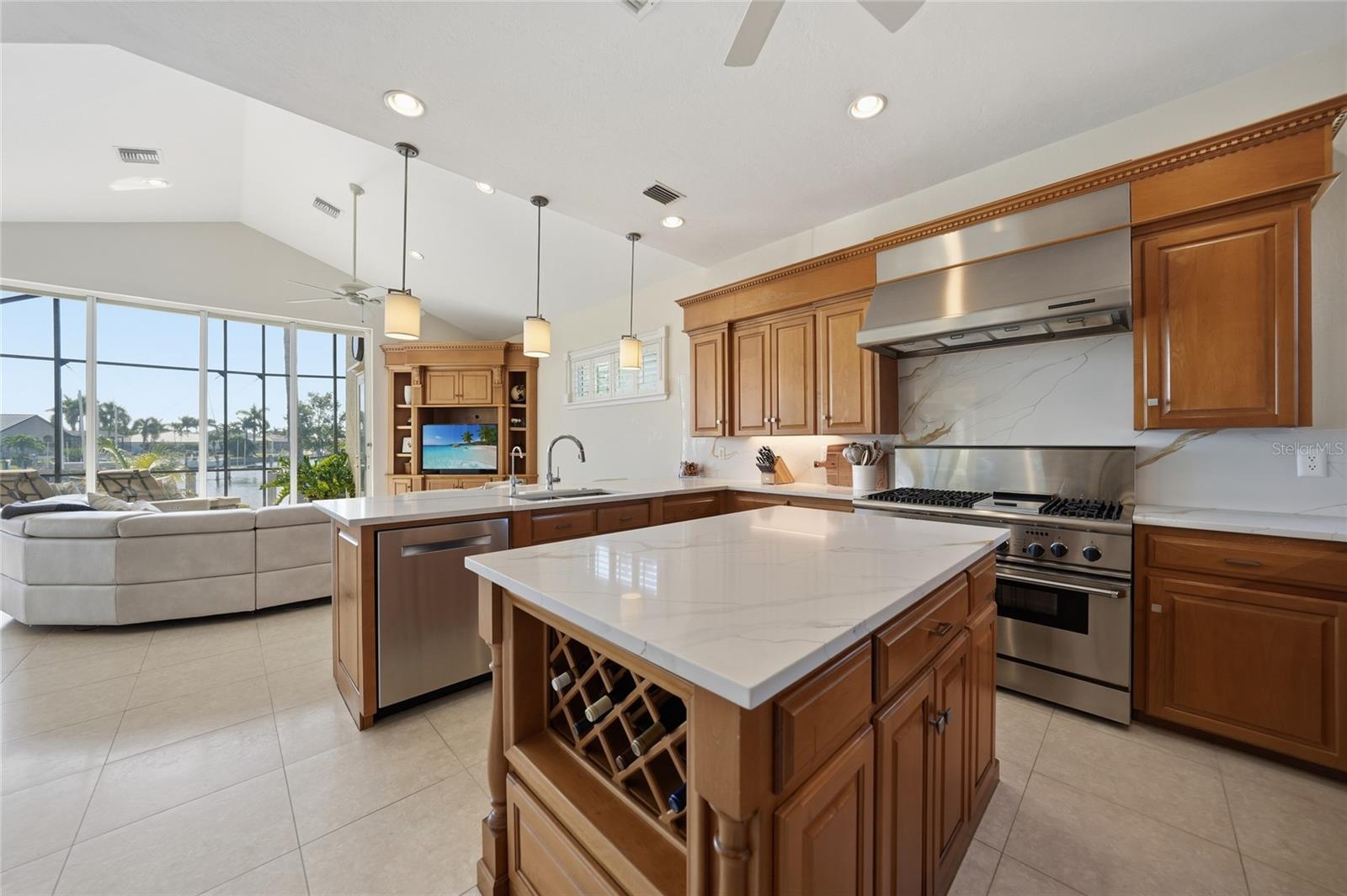 Image 18 of 56 For 1245 Whippoorwill Court