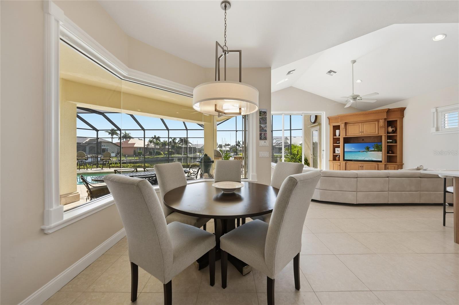 Image 21 of 56 For 1245 Whippoorwill Court