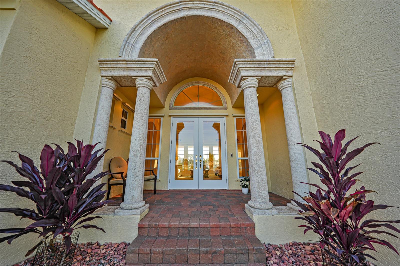 Image 8 of 56 For 1245 Whippoorwill Court