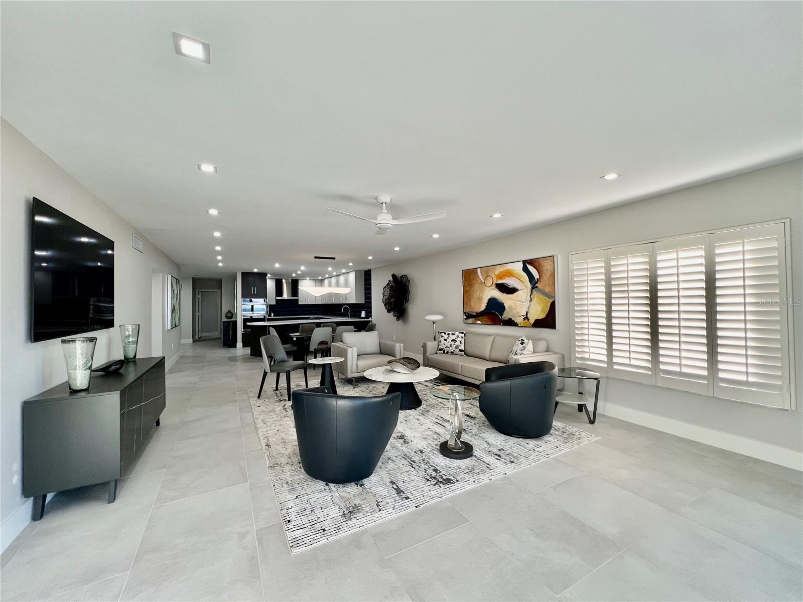 Image 18 of 54 For 3280 Southshore Drive 87a