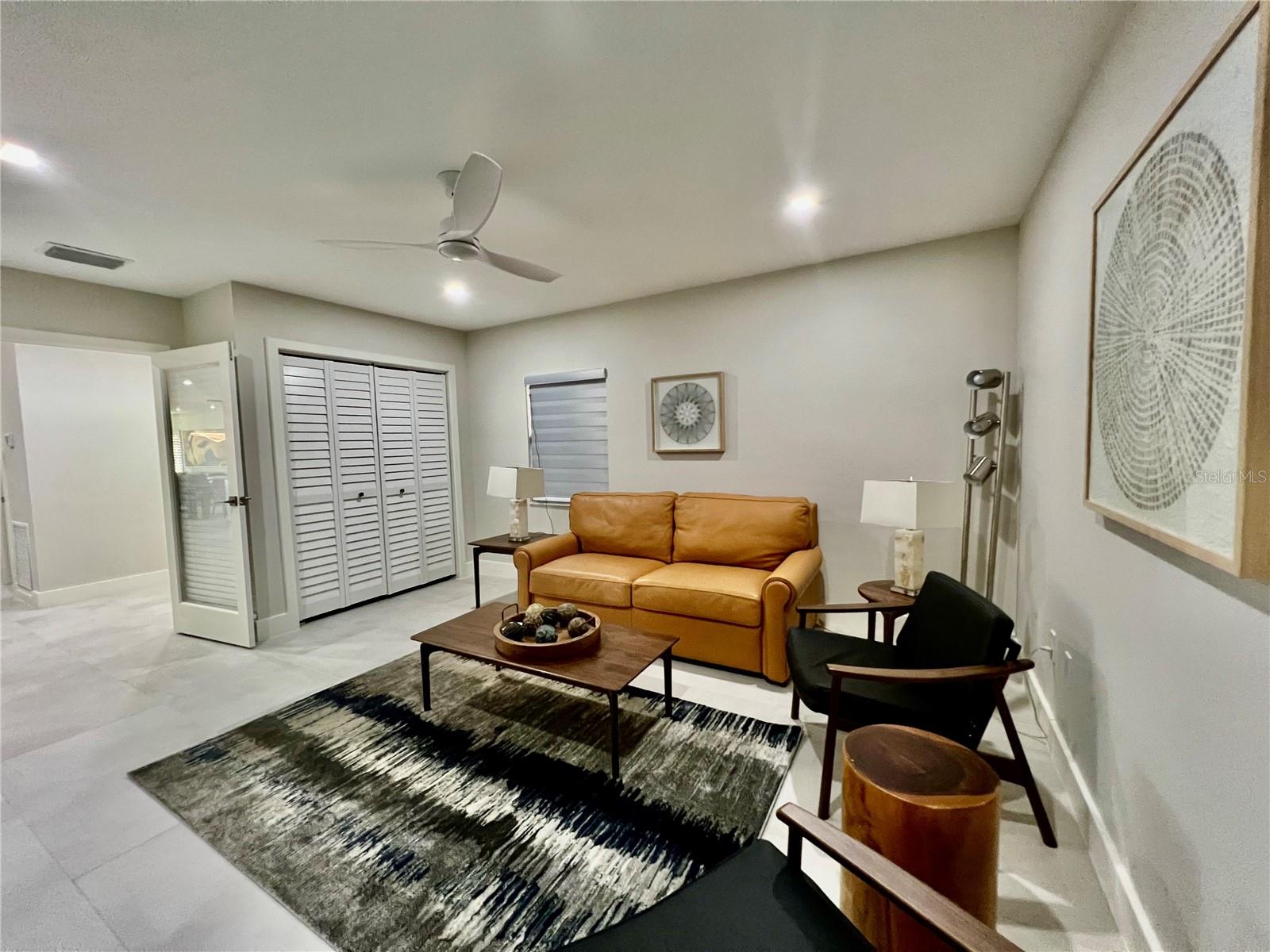 Image 19 of 54 For 3280 Southshore Drive 87a