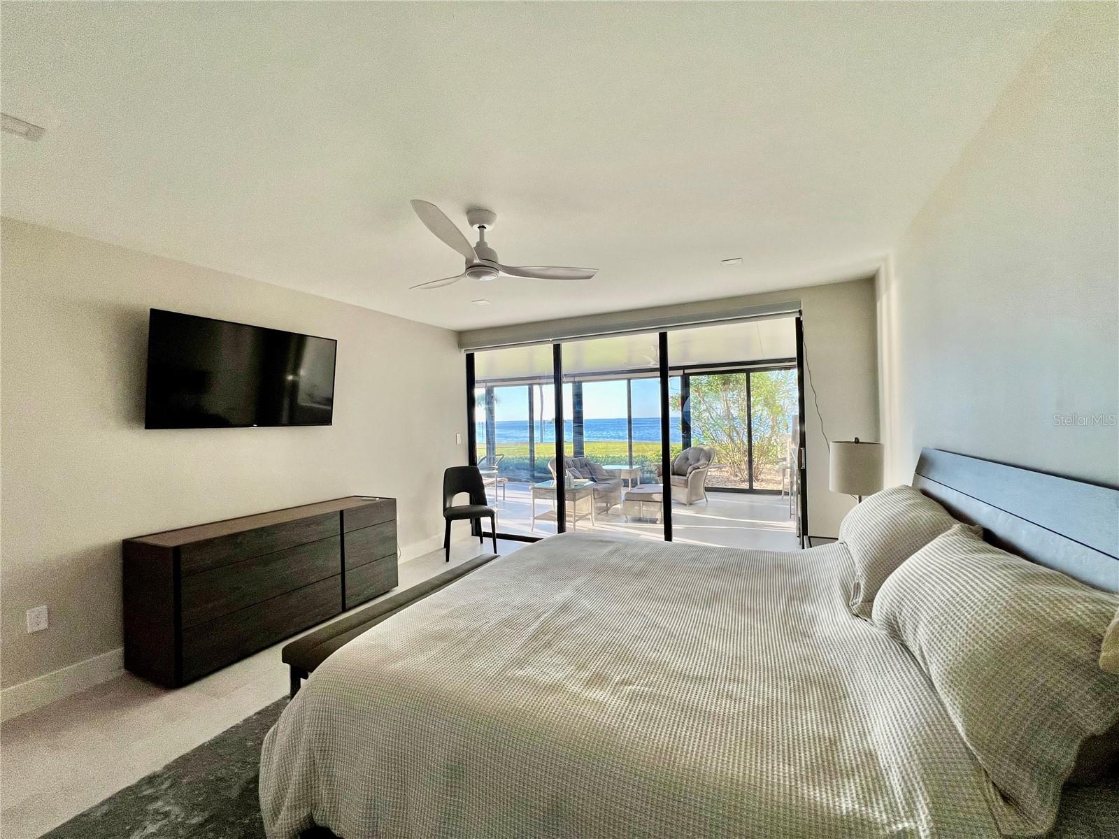 Image 22 of 54 For 3280 Southshore Drive 87a