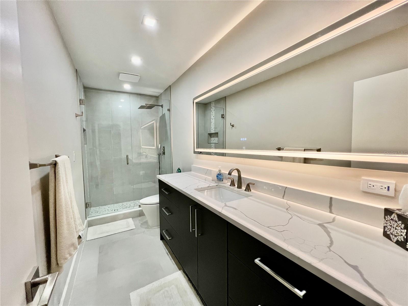 Image 31 of 54 For 3280 Southshore Drive 87a