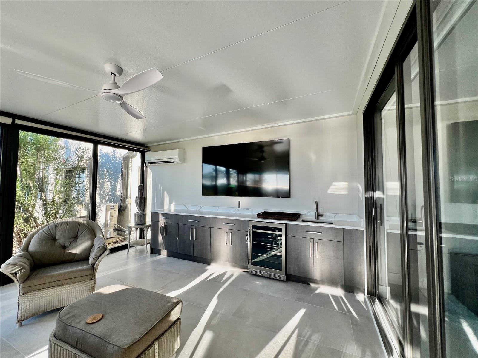 Image 6 of 54 For 3280 Southshore Drive 87a