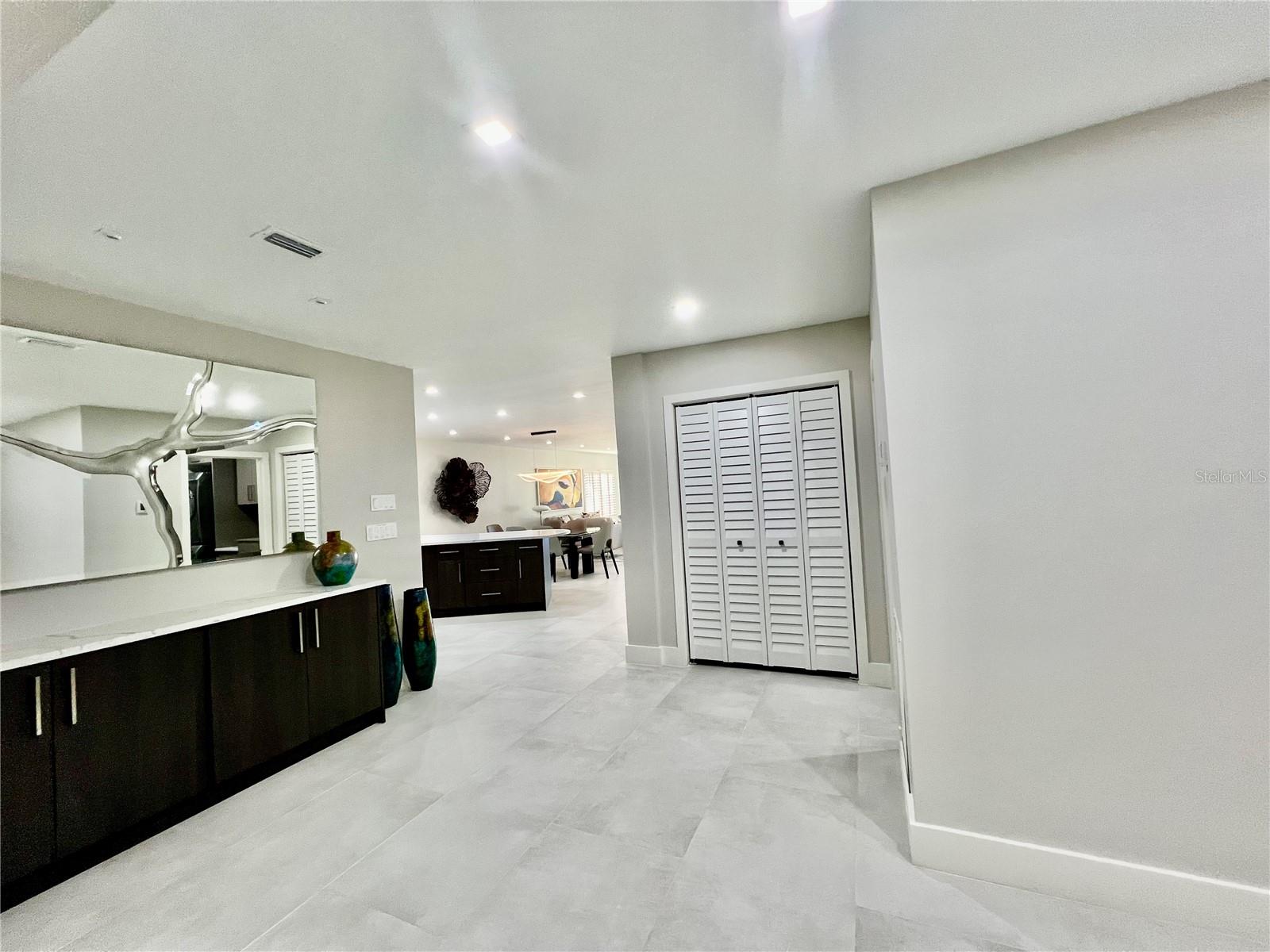 Image 9 of 54 For 3280 Southshore Drive 87a