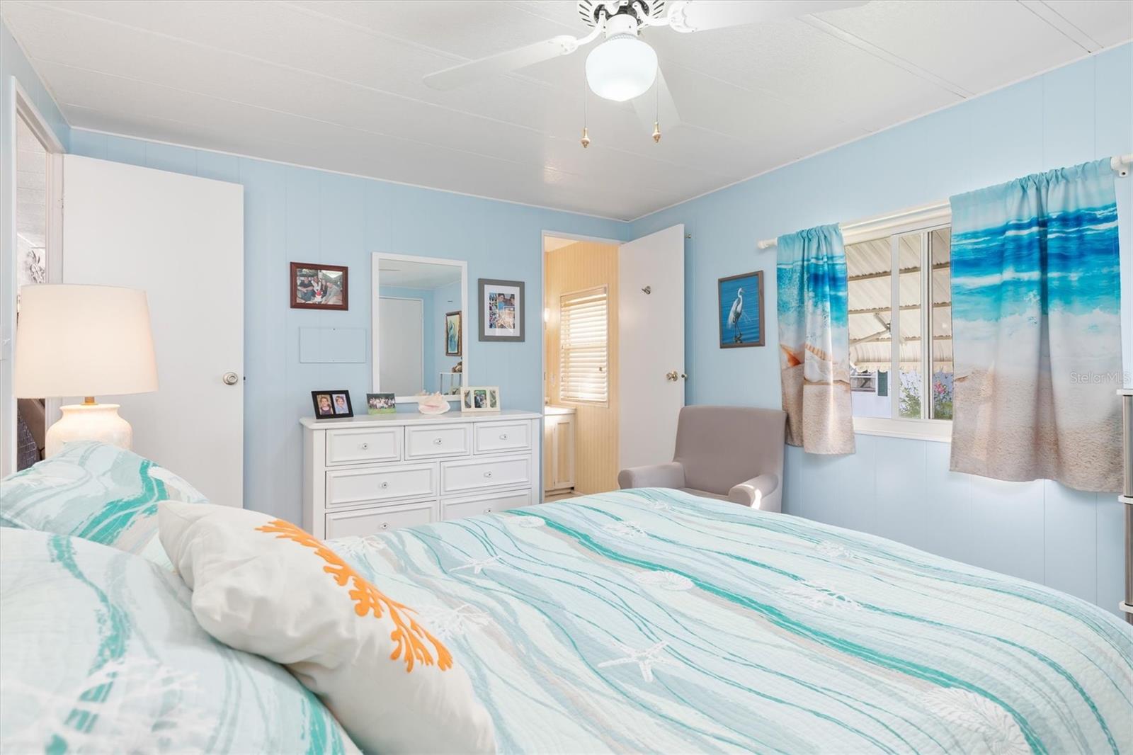 Image 18 of 43 For 511 Crampton Lane