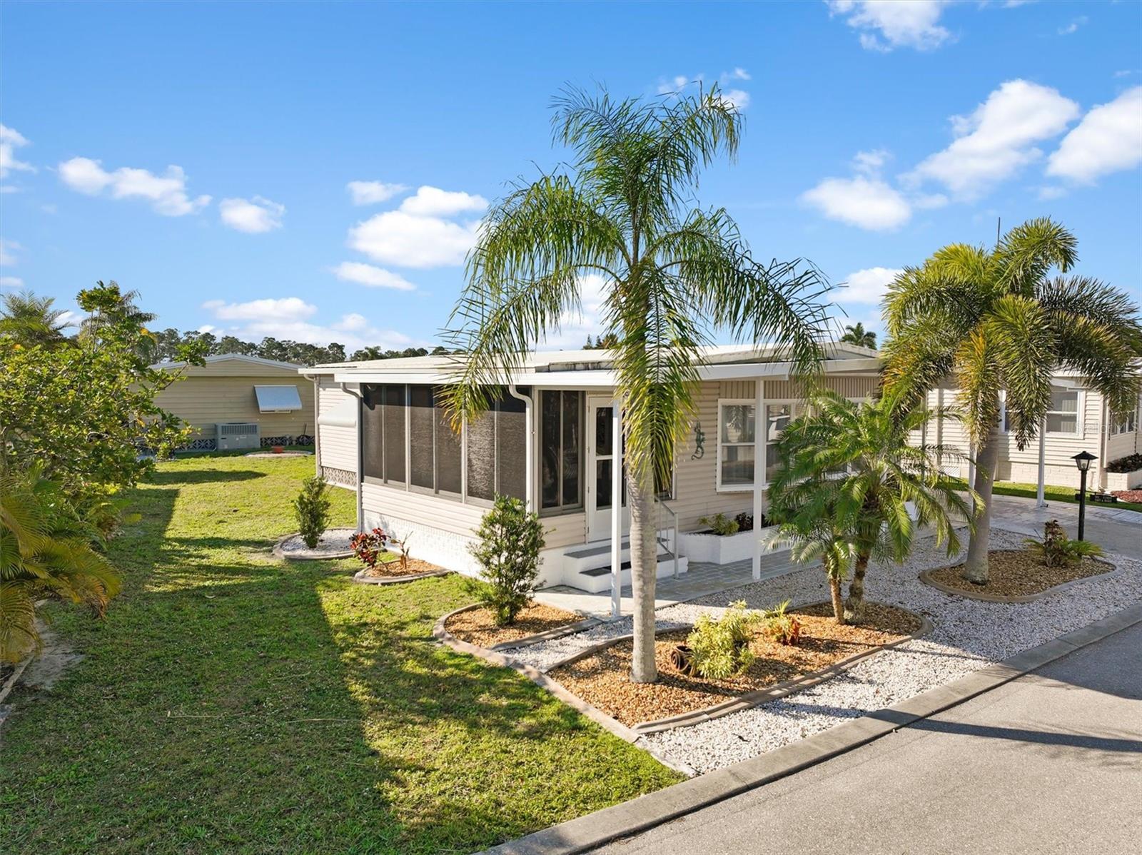 Image 3 of 43 For 511 Crampton Lane