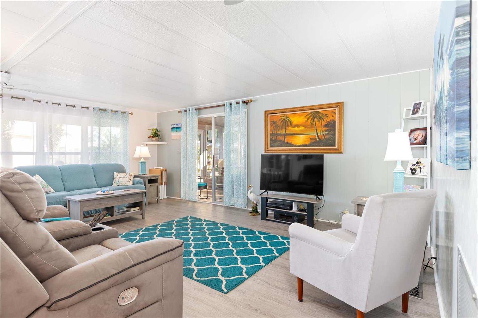 Image 5 of 43 For 511 Crampton Lane